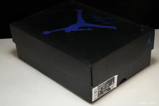 Cheap Royal Jordan Black Retro CT8527-018 Game 4 0514